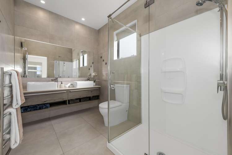 26 Lydiard Place Beachlands_16