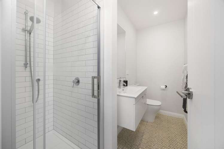 17B West Avenue Saint Clair_17