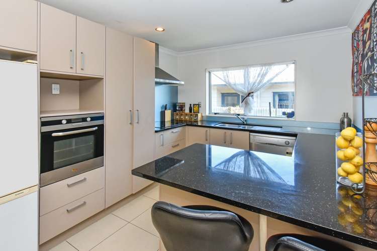 10 Mark Edgar Place Clendon Park_0