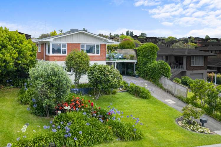 91 Beechdale Crescent Pakuranga Heights_38