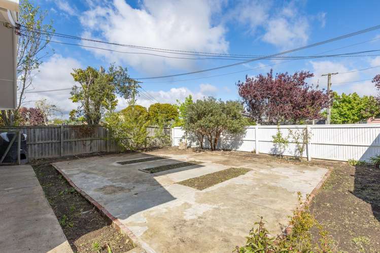 5 Norrie Street Redwood_27