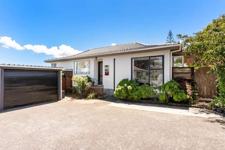 2/57 Solar Road Glen Eden_16