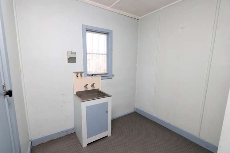 122 Alford Forest Road Allenton_14