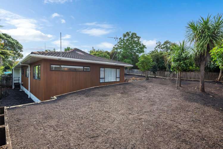 2/7 Tallington Crescent Torbay_18