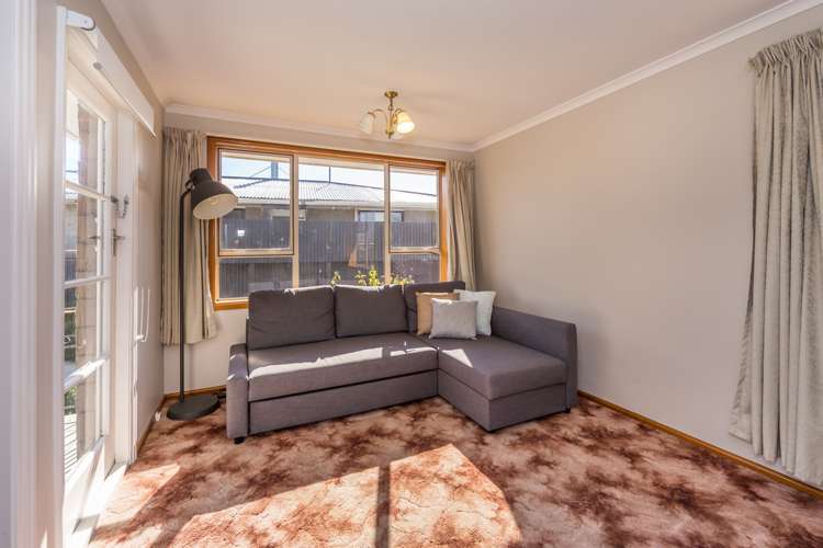 37 Oriana Crescent Hornby_5