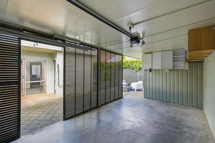 15A Brassey Road St Johns Hill_21