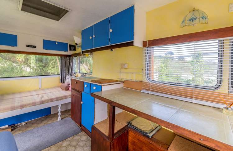 2 Barclay Grove Hokio Beach_20