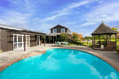 272 Middle Road_2