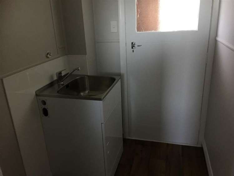 12 Devon Crescent Darfield_7