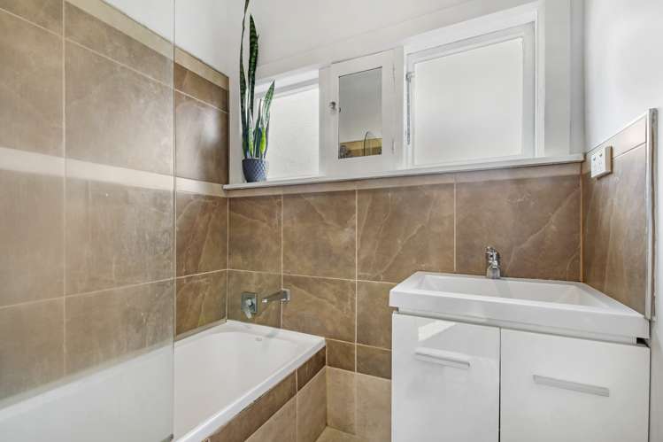 249 Hills Road Mairehau_10