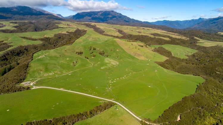 Quartz Range Road Bainham_2