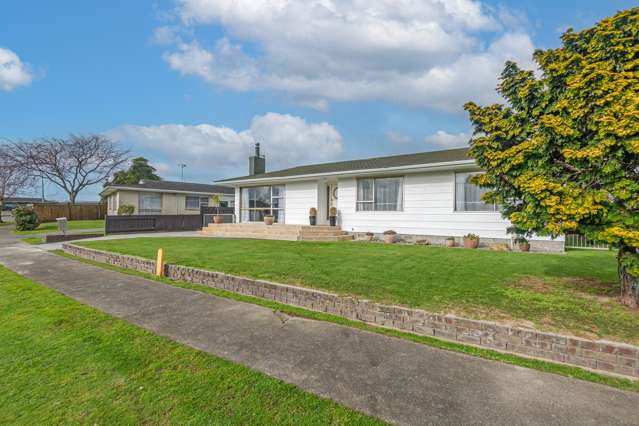 124 Benmore Avenue Cloverlea_1