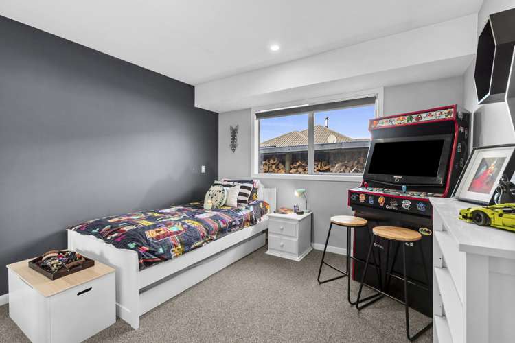 10 Snowberry Street Albert Town_15