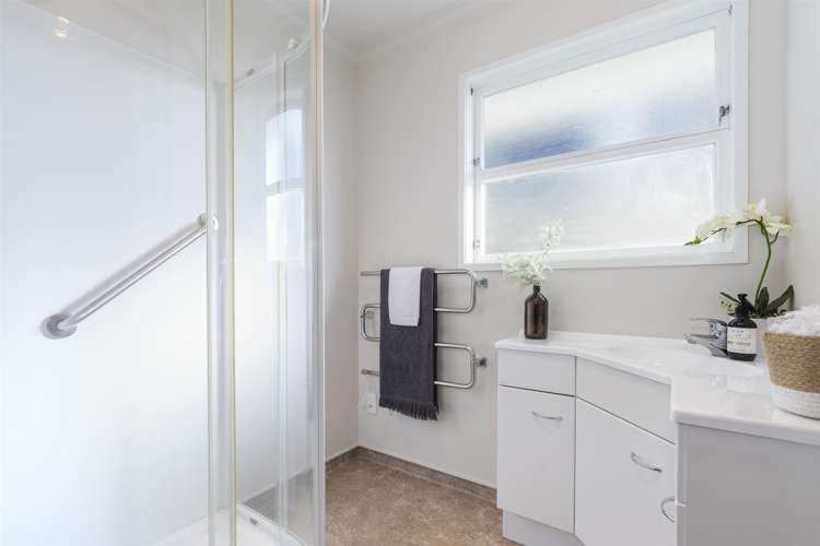 21 Lemon Grove Avenue Otumoetai_11