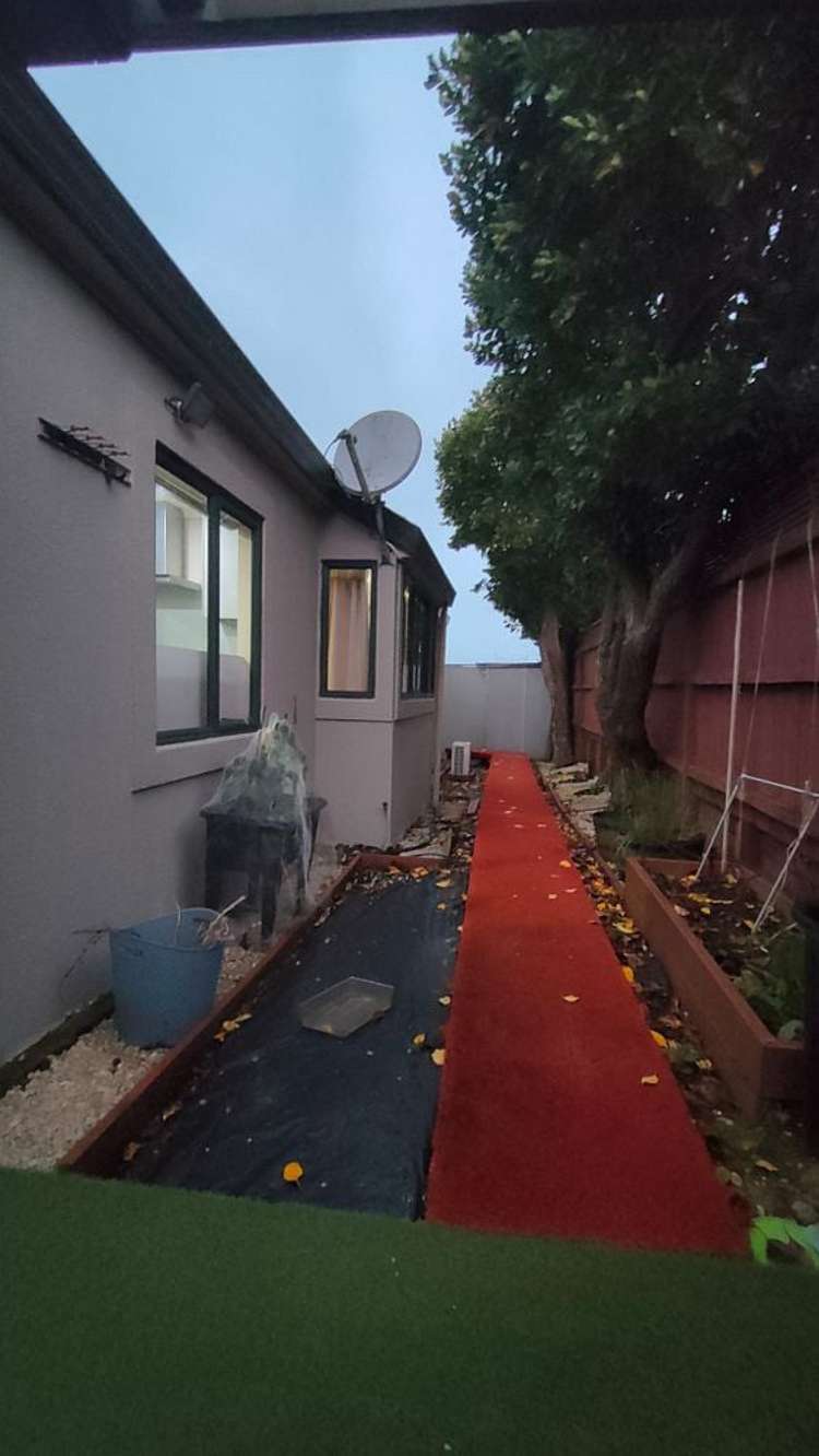 2 Zambezi Lane Mount Roskill_16
