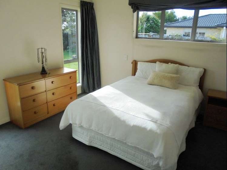 8 Tainui Street Levin_13