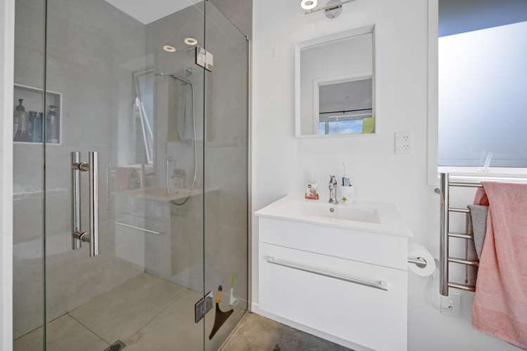 2 Mercade Close Stratford_15