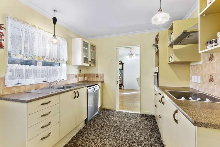 15a Tukanae Street Strathmore Park_6