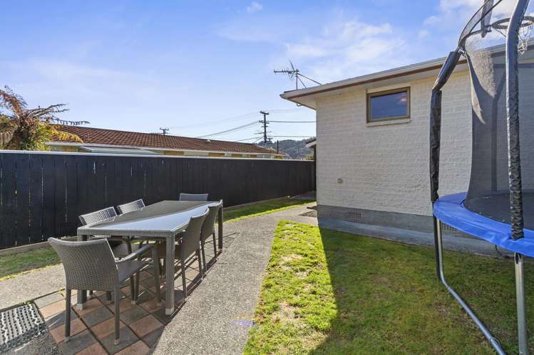 2/50 Kowhai Avenue Ebdentown_17
