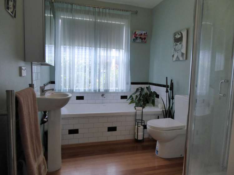 42 Treadwell Street Naenae_8