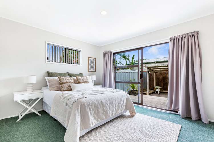 1/16 Glenhaven Place Te Atatu Peninsula_6