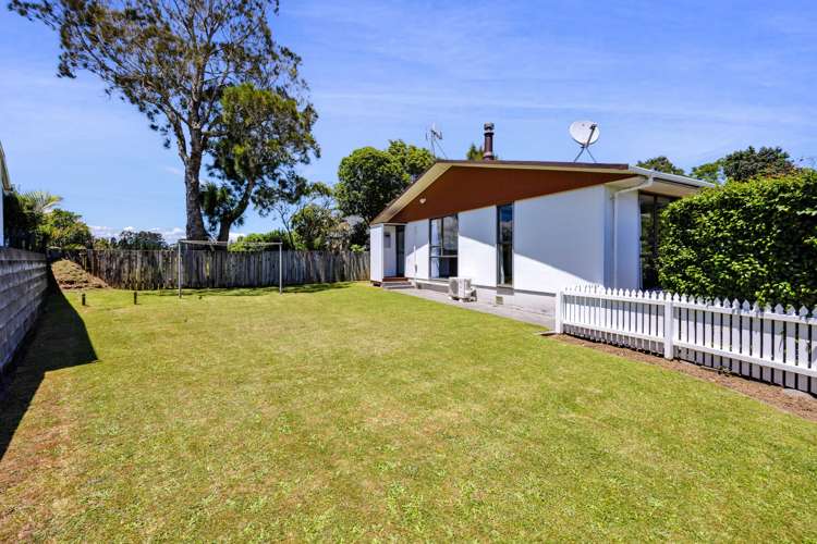 7 Lindaver Grove Merrilands_10