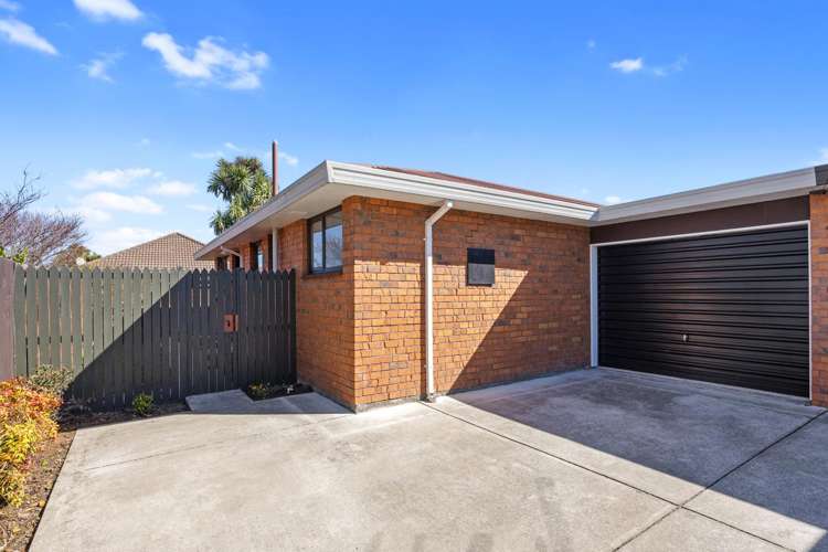 2/281 Sawyers Arms Road Bishopdale_16