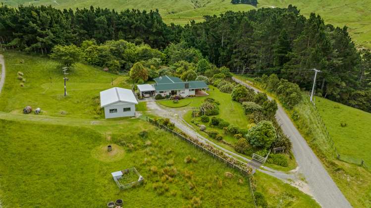 343 Korora Road Pongaroa_3