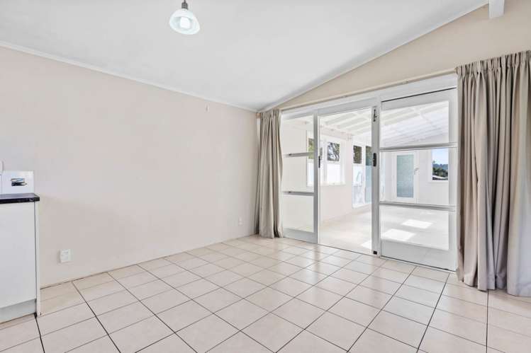 12 Paramu Avenue Birkdale_8