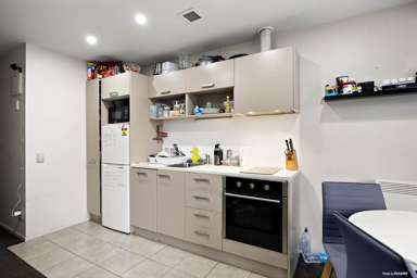 2D/208 Hobson Street_4