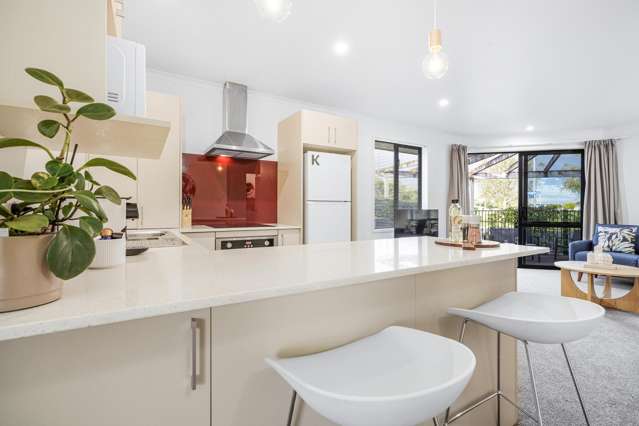 6/240 Old Farm Road Hillcrest_3