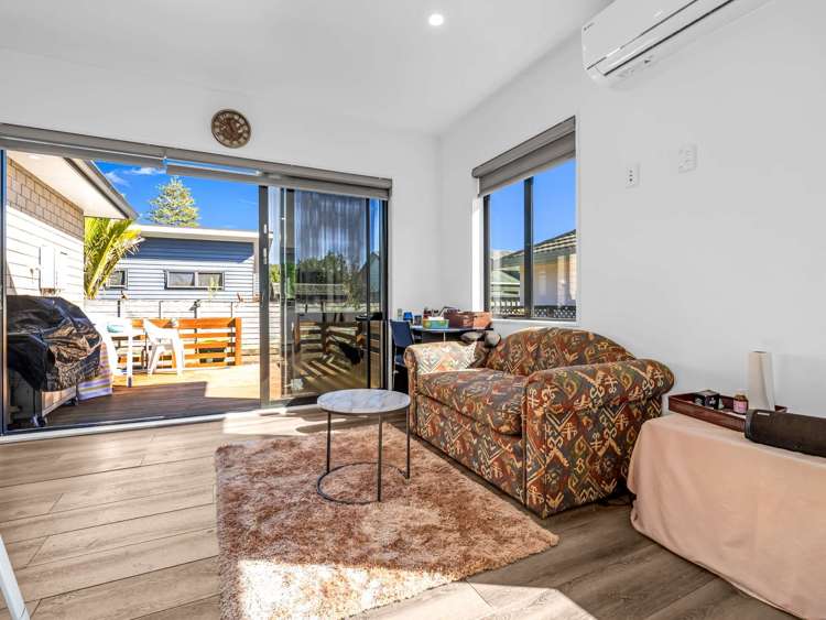 43B Springs Road Parakai Parakai_24