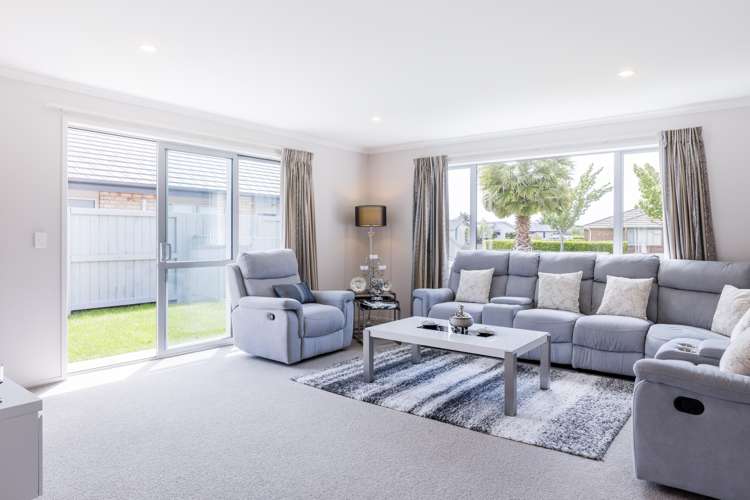 69 Aquila Crescent Rototuna North_5