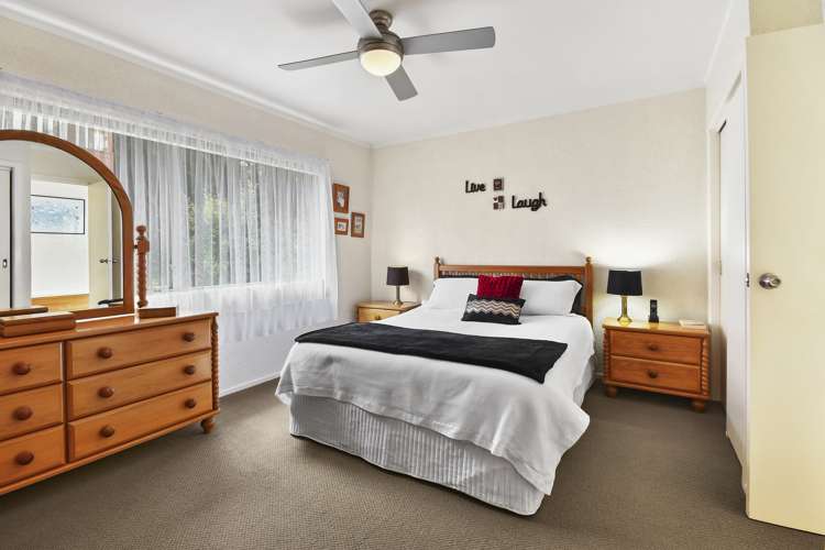 16 Cantua Close Totara Heights_10