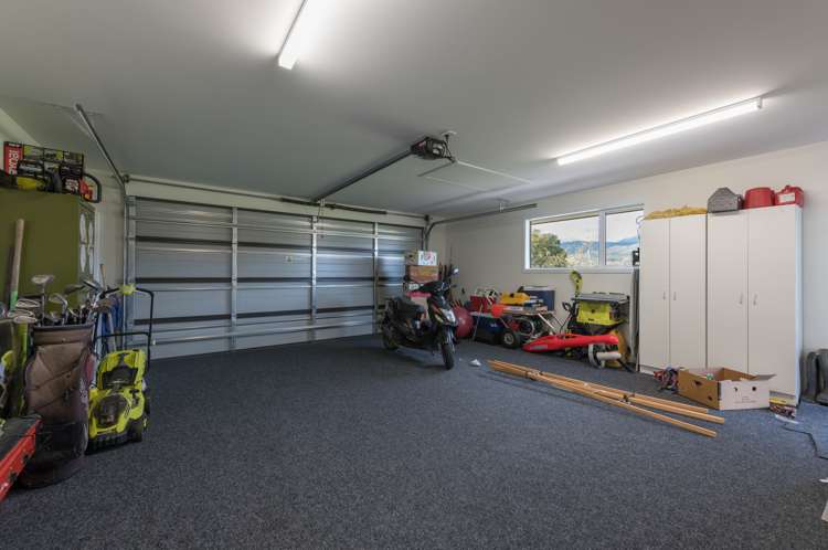 24 Oakdale Grove Richmond_15