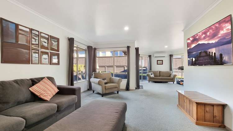 123 Basley Road Owhata_8