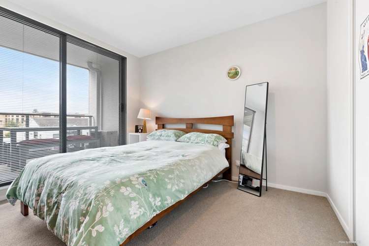 306/19 Bute Road Browns Bay_6