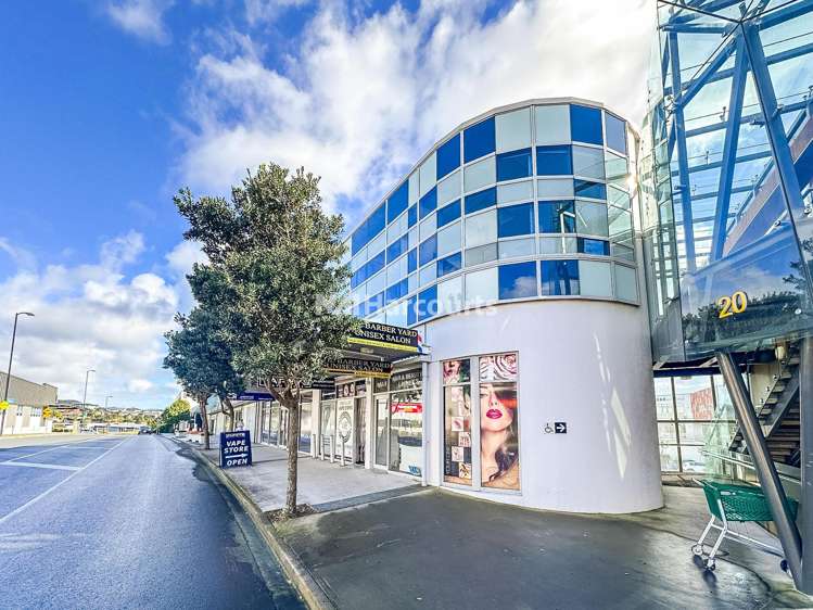 Shop 1/2 Milner Avenue_0