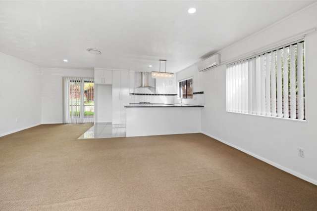 Easy Living in Kelman Rd!