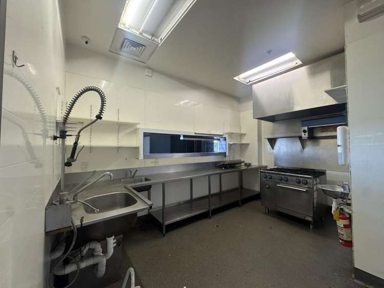 110 Customs Street West City Centre_2