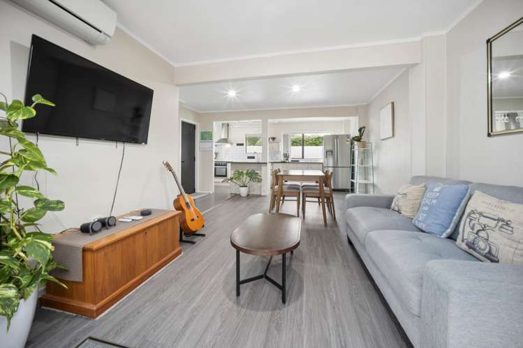 1/19A Gray Avenue Mangere East_10