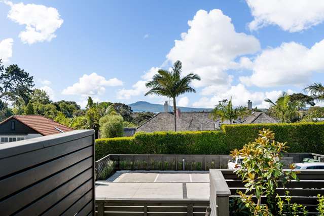 9/37 Glen Atkinson Street St Heliers_1