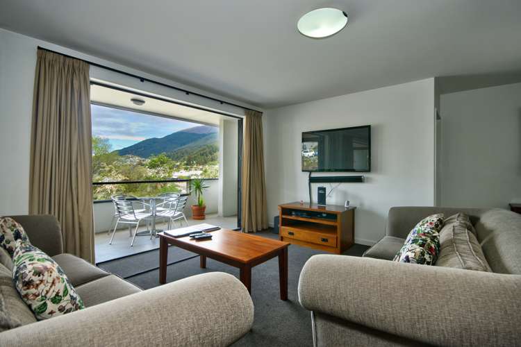 302/1 Beetham Street Queenstown_9