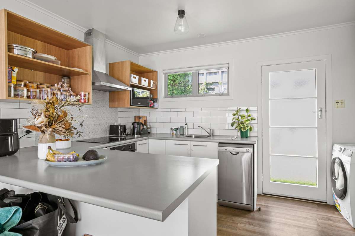 444a Devon Street East_4