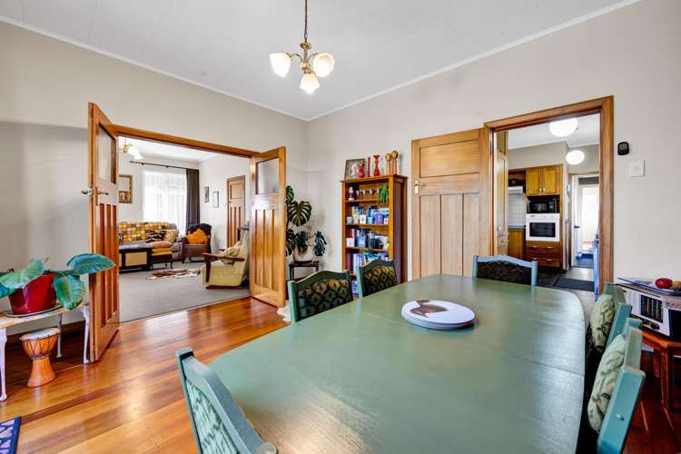 70 Collins Street Hawera_6