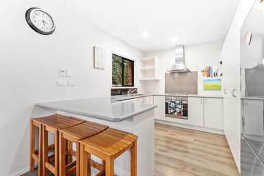 12 Mably Court_1