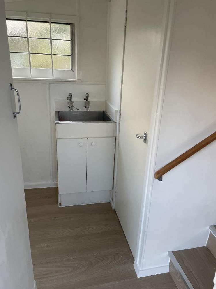 49 Roberts Road 1802_12