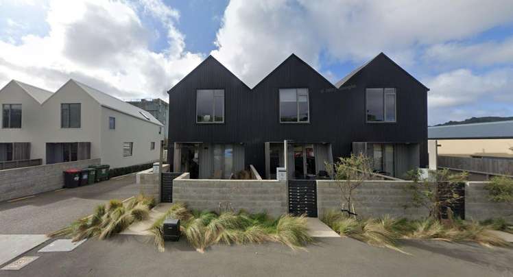 4/383 Adelaide Road_0