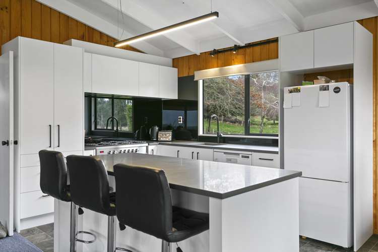 219 Caroline Drive Maunganamu_1