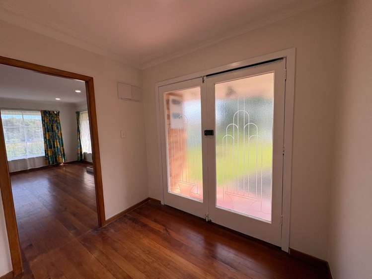 25 Lynwood Road New Lynn_2
